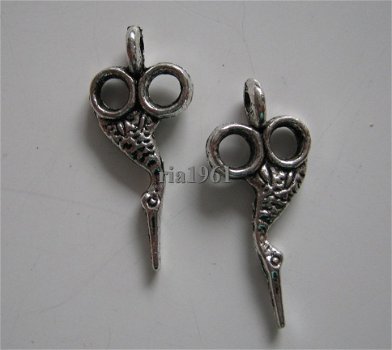 bedeltje/charm handwerken:ooievaarsschaar klein - 21x9 mm - 1