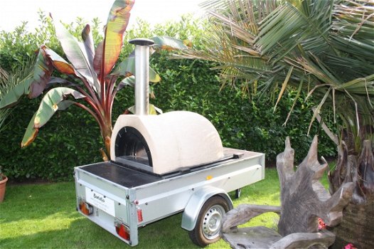 Mobiele pizza-oven op aanhanwagen TE HUUR - 4