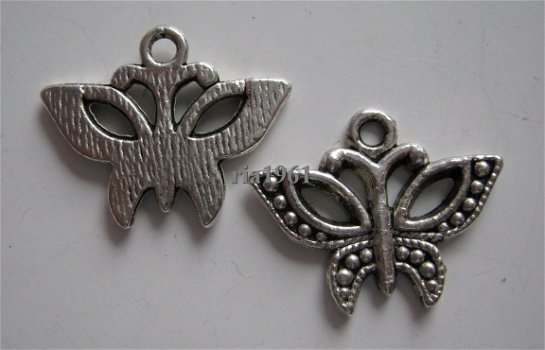 bedeltje/charm vlinders:vlinder 06 - 15x19 mm - 1
