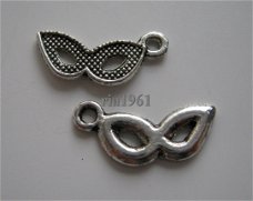 bedeltje/charm maskers:mini-maskertjes-16x7 mm:10 voor 0,75