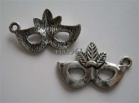 bedeltje/charm maskers:masker - 26x11 mm - 1