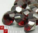 Swarovski 1028 Garnet 2mm pp14 10 Stuk - 1