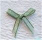 Schattig organza strikje met iets glinster ~ 2 cm ~ Groen - 1 - Thumbnail