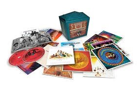 Earth, Wind & Fire -The Columbia Masters (16 CDBox) (Nieuw/Gesealed) - 1