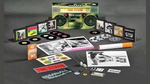 The Clash -Sound System (12 Discs , 11 CDs en 1 DVD) Luxe Box met veel extras (Nieuw/Gesealed) - 2