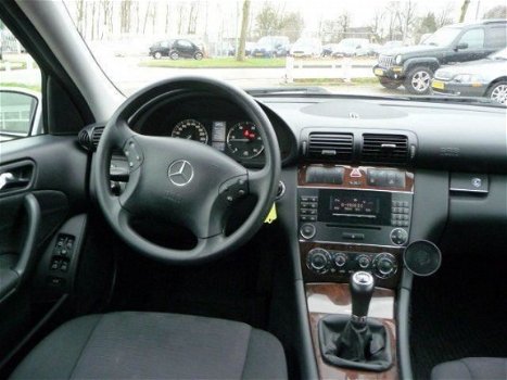 Mercedes-Benz C-klasse - 200CDi 110.367km - 1