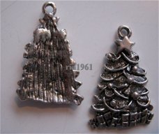 bedeltje/charm kerst:kerstboom + cadeaus - 26x16 mm