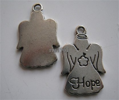 bedeltje/charm kerst:engeltje hope - 26x16 mm - 1