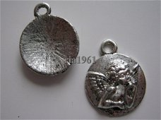 bedeltje/charm kerst:muntje met engeltje  - 22x19 mm