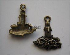 bedeltje/charm kerst: kaars brons - 20x16 mm