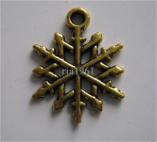 bedeltje/charm kerst:sneeuwster 06 goud - 20x16 mm