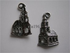 bedeltje/charm gebouw:kerkje - 22x14 mm