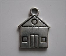 bedeltje/charm gebouwen:huisje plat - 17x13 mm