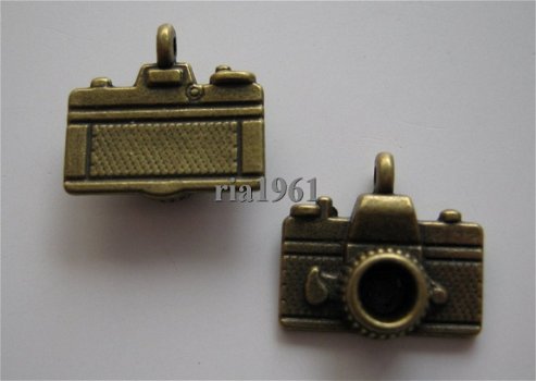 bedeltje/charm inboedel : camera brons - 15x15 mm - 1