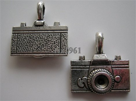 bedeltje/charm inboedel : camera (zwaar) - 22x21 mm - 1