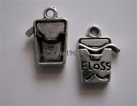 bedeltje/charm overig: flossdraad - 16x12 mm - 1