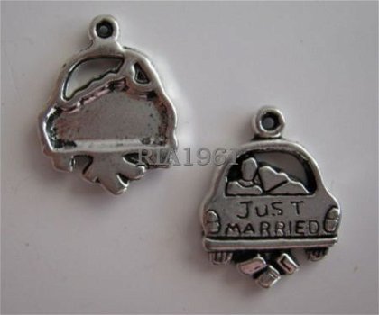 bedeltje/charm overig: just married - 20x16 mm - 1