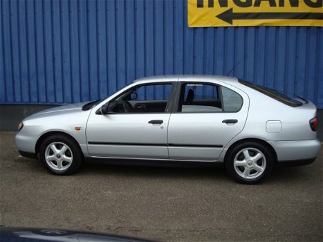 Nissan Primera - 1.8 Comfort AIRCO - 1