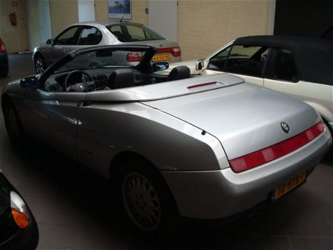 Alfa Romeo Spider - 2.0 Twin Spark 16v Leder - 1