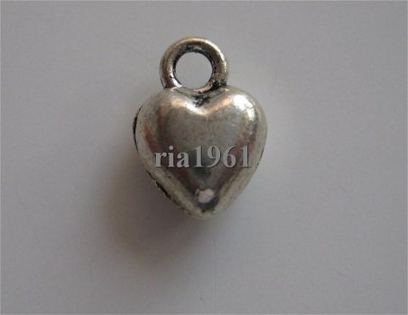 bedeltje/charm hartjes: hartjes glad - 9 mm - 10 v.0,75 - 1