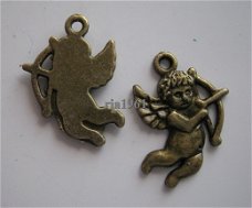 bedeltje/charm hartjes:cupido brons - 22x18 mm