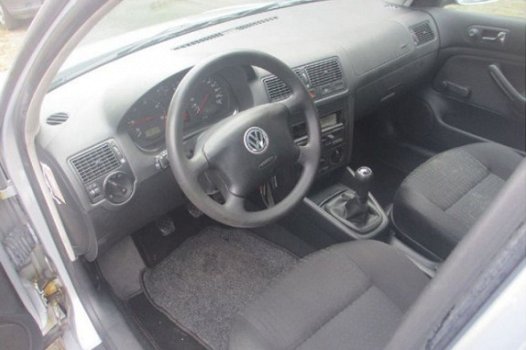 Volkswagen Golf - 1.9 TDI Trendline - 1