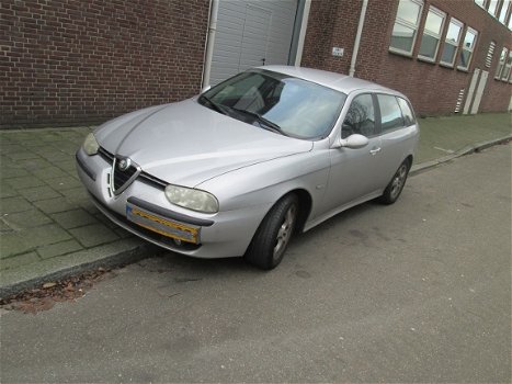 ALFA ROMEO 156 SPORTWAGON Bouwjaar 2000 1.9 jtd Plaatwerk - 5