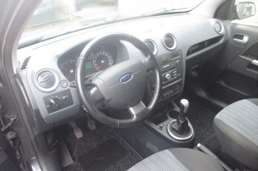 Ford Fusion - 1.4-16V Futura + - 1