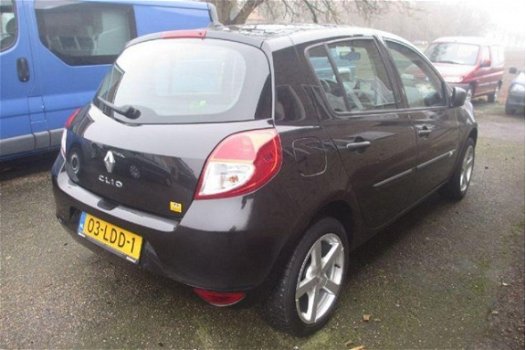 Renault Clio - 1.2 Dynamique - 1