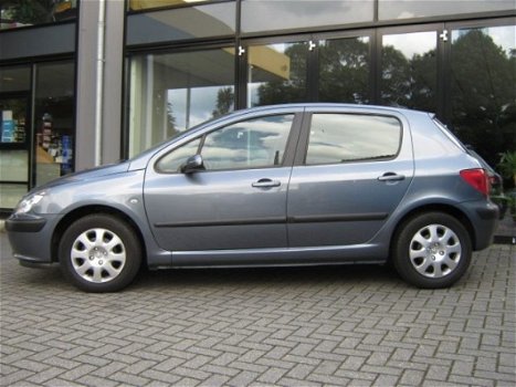 Peugeot 307 - 1.6-16V Navtech NW APK Staat in de Krim - 1