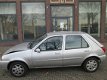 Ford Fiësta 2000 Ruitenwissermotor achterzijde Sloopauto inkoop Den haag - 5 - Thumbnail