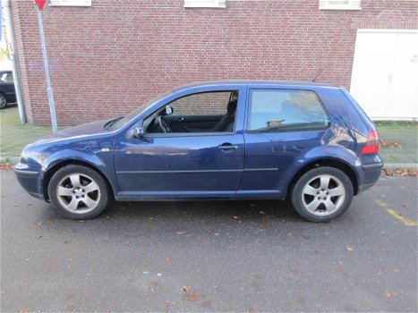 Volkswagen Golf 4 1.6 SR bouwjaar 2000 Gasklephuis Sloopauto inkoop Den haag - 3