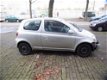 Toyota Yaris Bouwjaar 2001 Koplampen links en rechts Sloopauto inkoop Den haag - 5 - Thumbnail