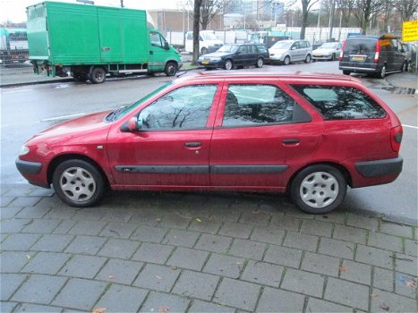 Citroën Xsara 1.6 Break Plaatwerk en diverse Onderdelen - 1