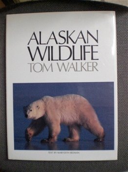 Alaskan Wildlife Tom Walker Text Marydith Beeman - 1