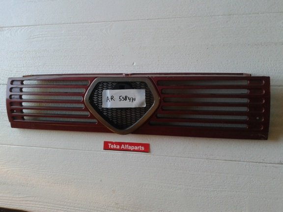 Alfa Romeo 33 Quadrifoglio Grille NOS - Afbeelding 3