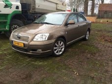 Toyota Avensis - 2.0d4-d linea sol