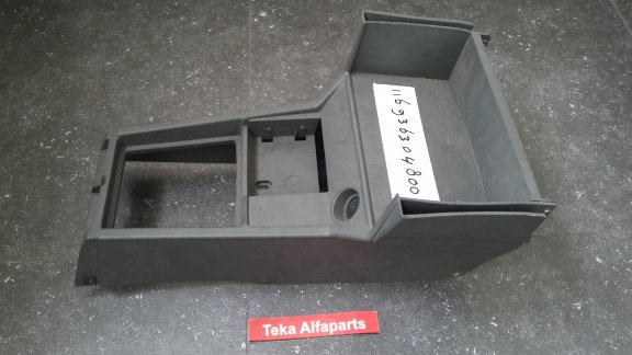 Alfa Romeo Giulietta Console 116936304800 NOS - 1