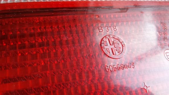 Alfa Romeo 155 Achterlicht 60568443 Links Used - Afbeelding 3