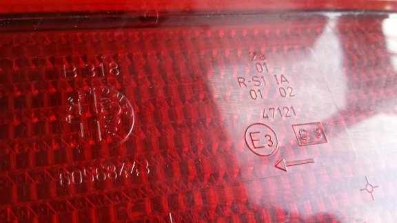 Alfa Romeo 155 Achterlicht 60568443 Links Used - Afbeelding 4