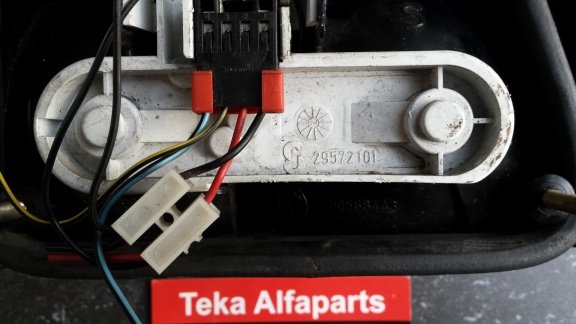Alfa Romeo 155 Achterlicht 60568443 Links Used - Afbeelding 6
