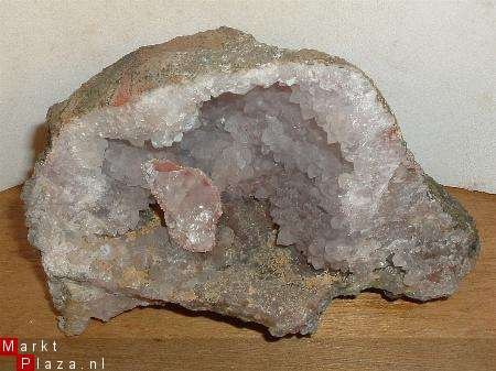 #1 Geode " Amethist " kwarts met Calciet Marokko - 1