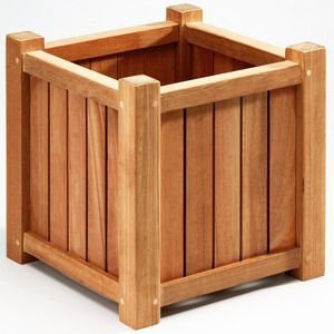 Houten bloembakken €29,99 - 1