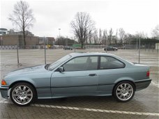 Bmw 316 Coupe E36 1995 Plaatwerk en  Onderdelen