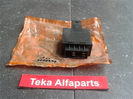 Alfa Romeo Alfetta Relais 116556509200 - 3