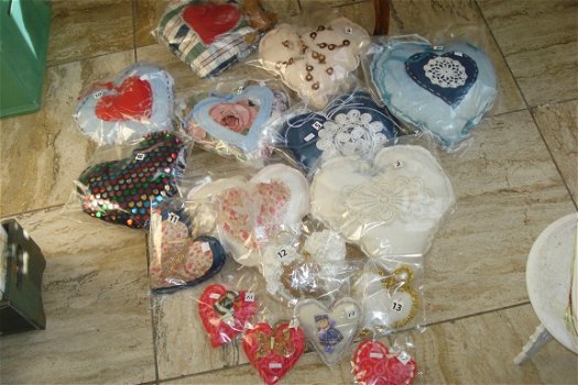 Valentijnshart Handgemaakte harten van stof diverse modellen van 11 tot 28 cm Hart 1 30 cm 5 eur - 1