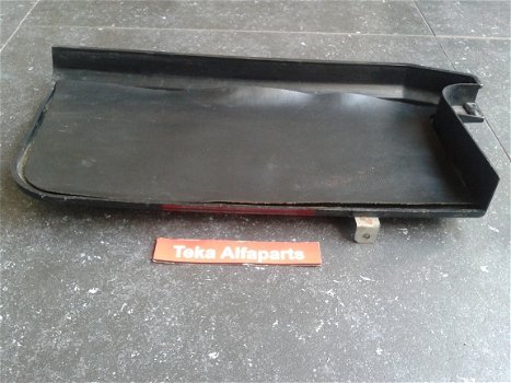 Alfa Romeo Berlina / Giulia Nuova dashboardopbergvak 105.48.61.044.00 - 1