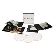 David Bowie -The Next Day Extra ( 3 Discs , 2CD & DVD) (Nieuw/Gesealed) - 2