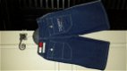Tommy Hilfiger korte spijkerbroek bermuda met grote zakken maat 128 nieuw - 4 - Thumbnail