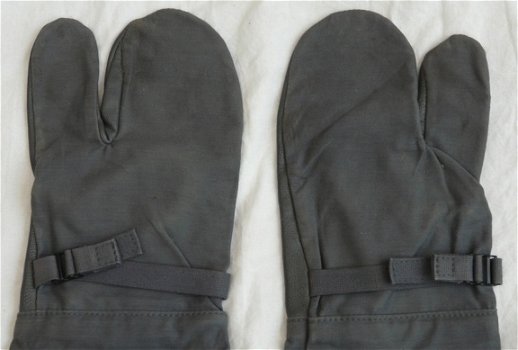 Handschoenen / Overwanten, Gevechts, Koninklijke Luchtmacht, maat: 10, 1983.(Nr.1) - 2